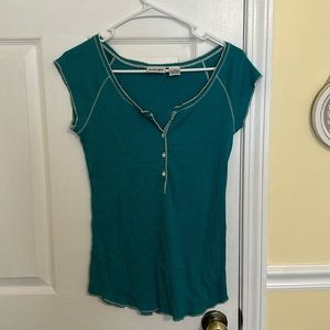 Blue early 2000s t shirt